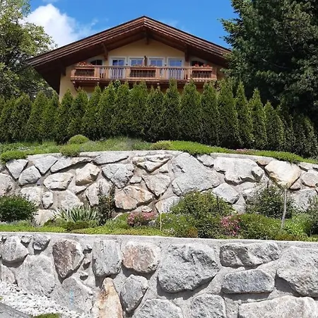 - Haus Sieberer アパート